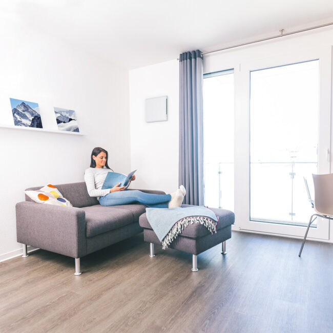 Zehnder ComfoSpot 50 ventilatsiooniagregaat (rekuperaator), plastikust fassaadivõre 527007210